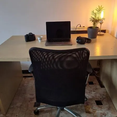 アパート Cozy 15min Walk From The Beach 70m2 ニース